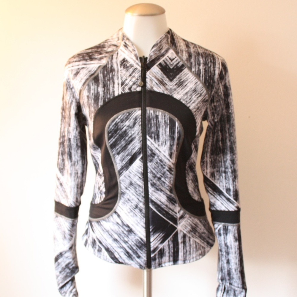 ⚡️BLACK FRI SALESize 4 LuLuLemon Reversible Jacket